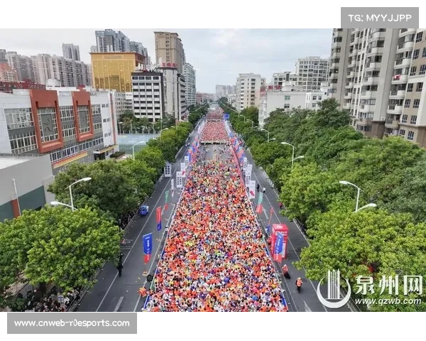 武汉“世界名湖2026新年东湖第一跑”在东湖绿道举行